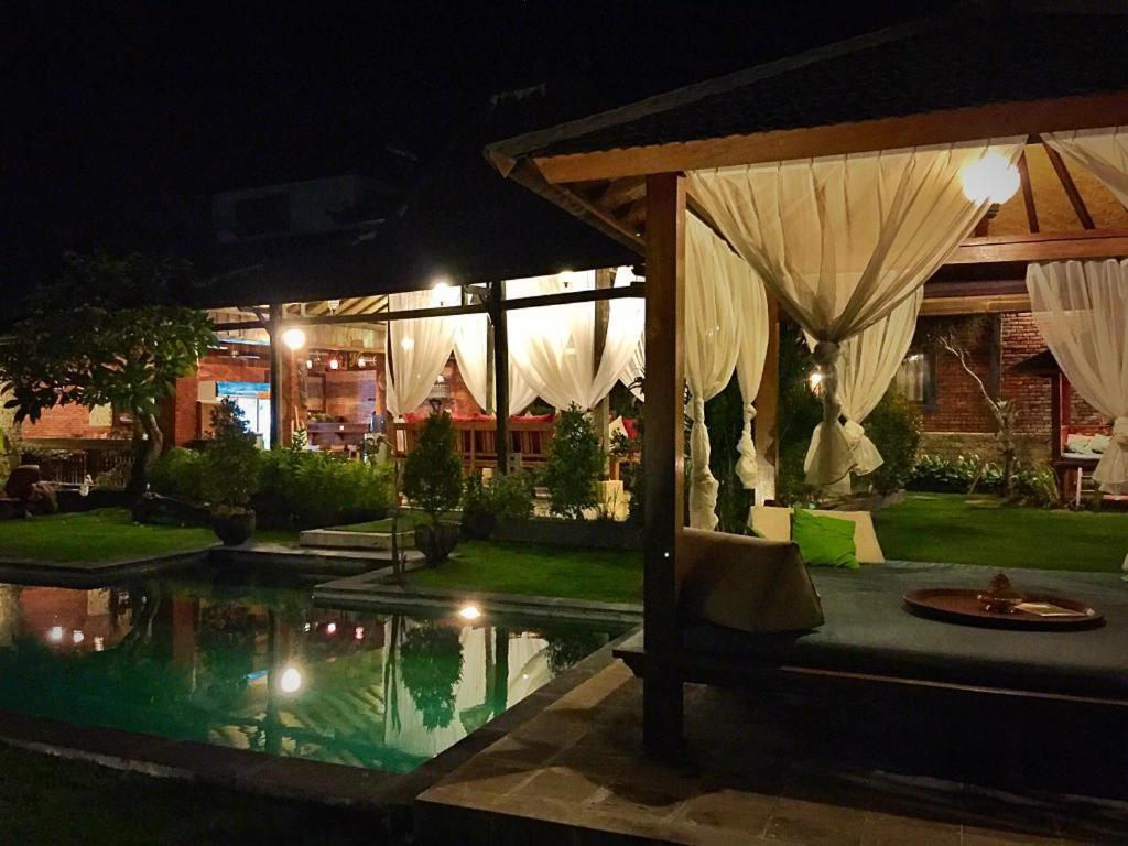 Ngeluwungan Boutique Hostel Canggu Eksteriør billede